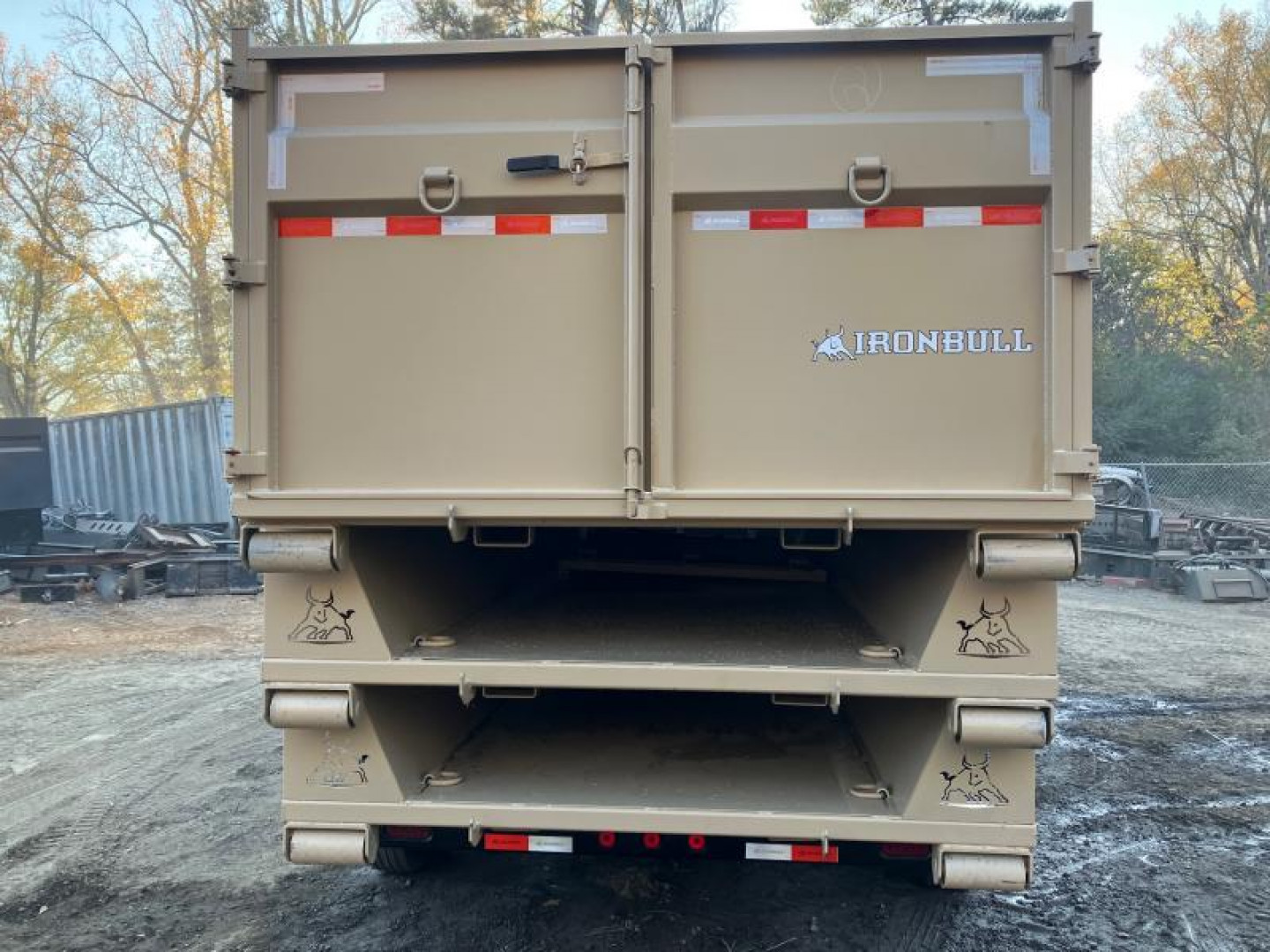 New 2025-Iron-Bull-Trailers-Gooseneck-7×16-14k-7k-Axles-DBG-Roll-Off-Trailer-System-R14K716GI-STACK3