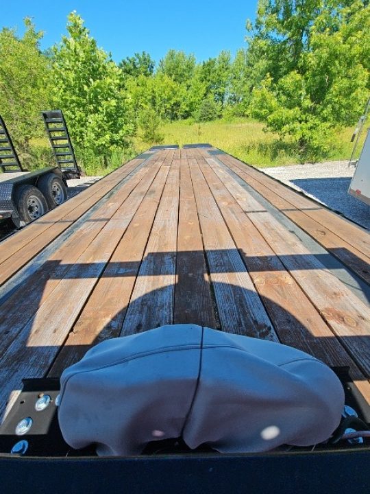 Used 2023 Big Tex Trailers 12K GVWR 14GN-28+5 FLATBED Deckover Trailer