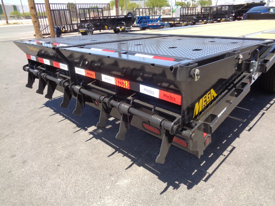 New 2026 Big Tex Trailers * 14PH-20+5MR * 25ft Single Wheel Tandem Axle Pintle Flatbed Trailer w/ Mega Ramps