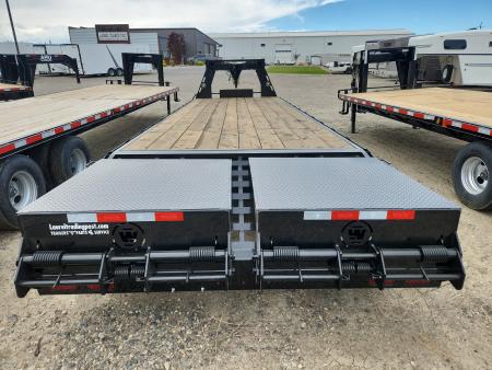 New 2026 Walton Trailer 28' TRIPLE AXLE GN Flatbed Trailer