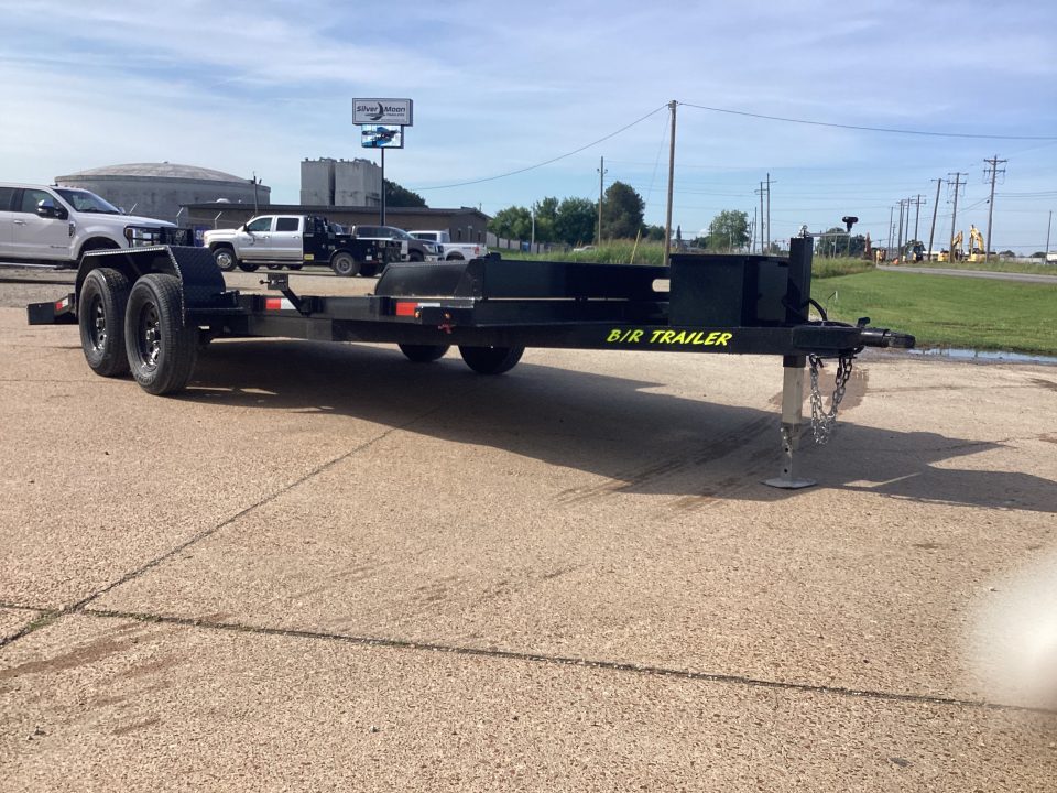New 2026 B/R Trailers 82x18 (7K) Car Hauler