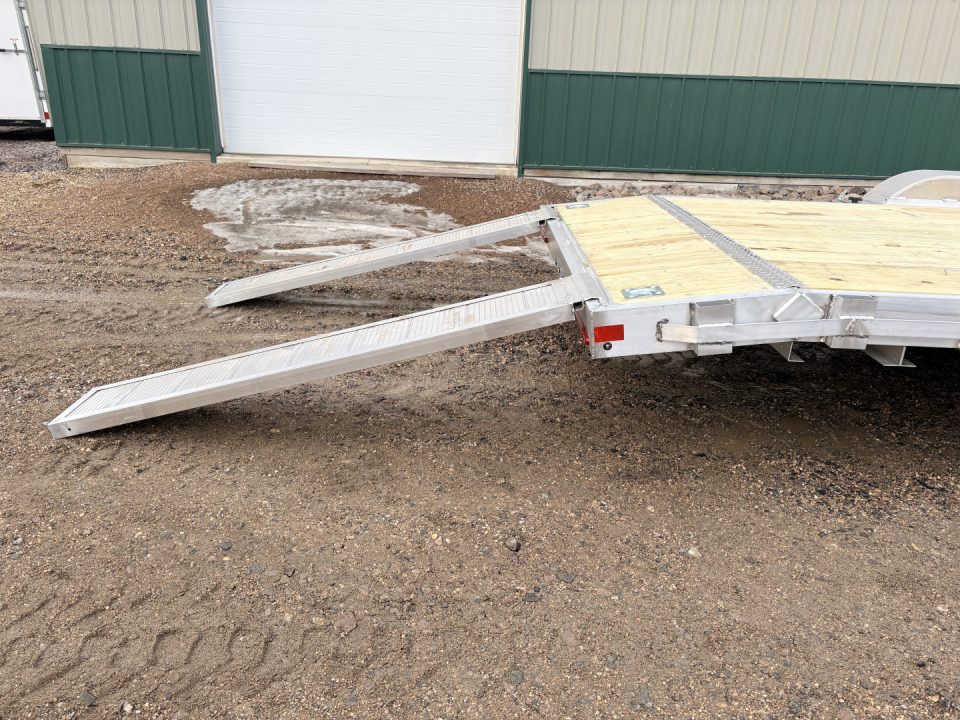 2026 Car Hauler Trailer photo 4