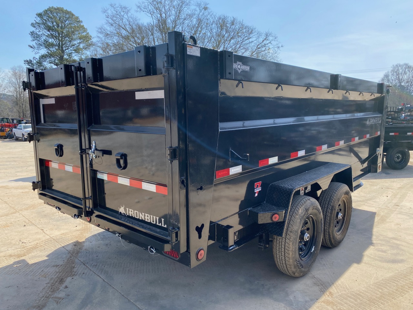 New 2026-Iron-Bull-Trailers-DTB-7×16-14K-Heavy-Duty-Dump-Trailer-–-4’-Sides,-7-Gauge-Floor,-Dual-6”-I-Beam,-Scissor-Hoist-D14K7164I-DTB