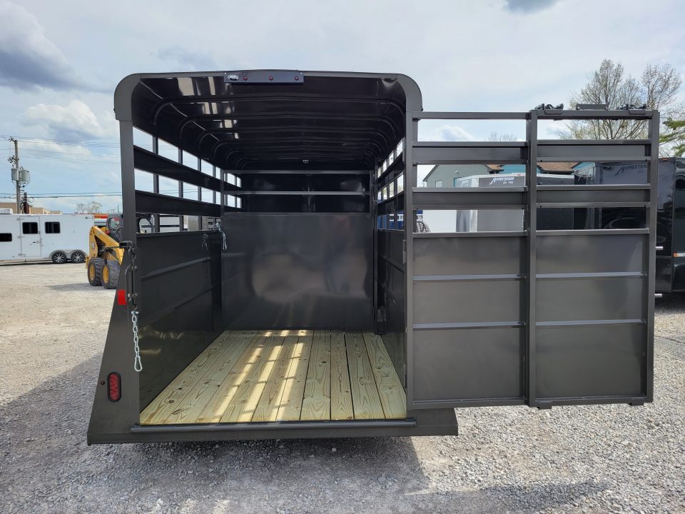 New 2027 Valley Trailers 16' LIVESTOCK TRAILER 7' Tall