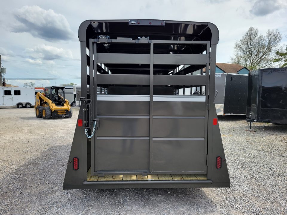 New 2027 Valley Trailers 16' LIVESTOCK TRAILER 7' Tall