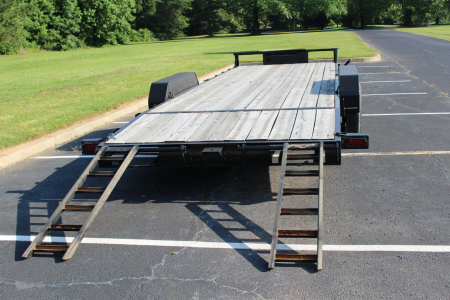 New 2026 Kearney 83X24 5200# TANDEM AXLE WOODFLOOR Car Hauler