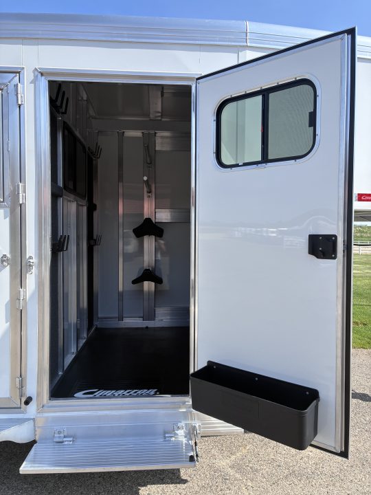 New 2027 Cimarron Trailers 2H Straight Load Gooseneck Horse Trailer