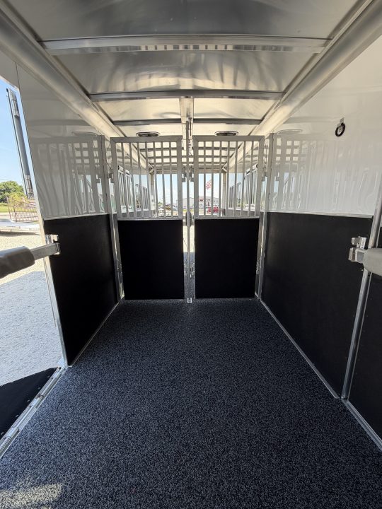 New 2026 Featherlite 2+1 Gooseneck Horse Trailer
