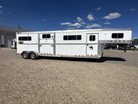 Consignment 2014 4-Star 4 Horse Straight Load