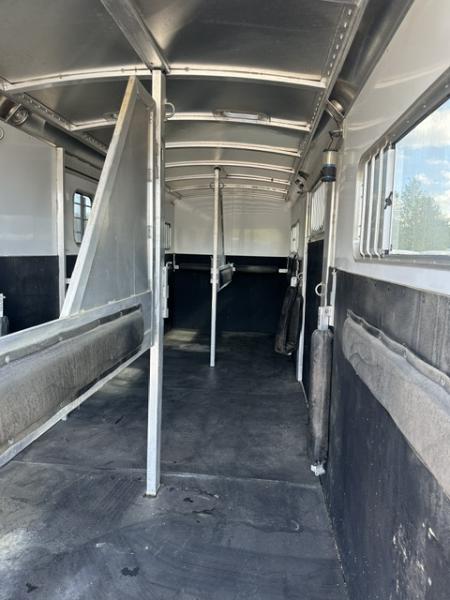 Consignment 2014 4-Star 4 Horse Straight Load