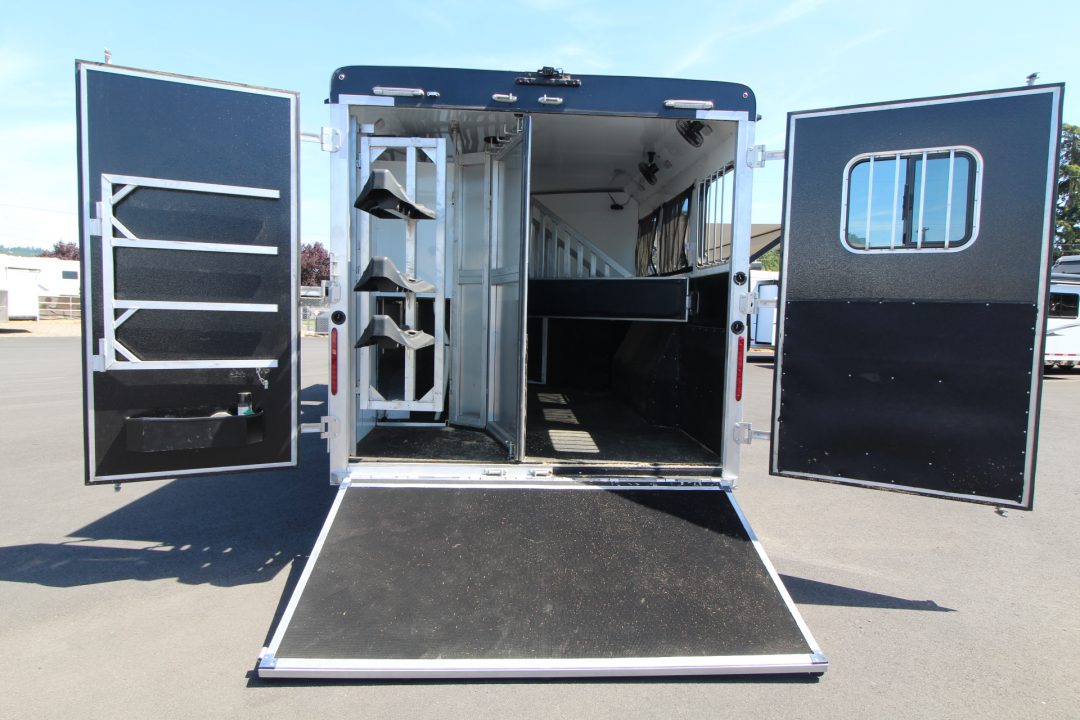 Used 2023 Bison Silverado 8313 w/Slide Out - Couch & Dinette - Horse Fans & Camera - Ramp - Lined & Insulated - Drop Windows on Tail side - 3 Horse Living Quarters Trailer