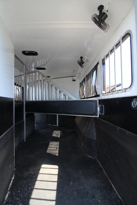 Used 2023 Bison Silverado 8313 w/Slide Out - Couch & Dinette - Horse Fans & Camera - Ramp - Lined & Insulated - Drop Windows on Tail side - 3 Horse Living Quarters Trailer