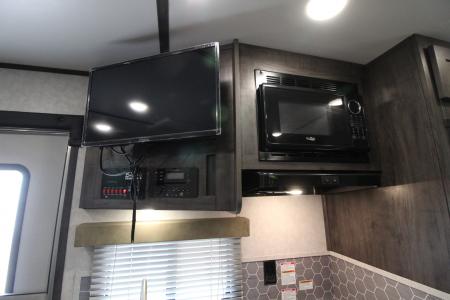 Used 2023 Bison Silverado 8313 w/Slide Out - Couch & Dinette - Horse Fans & Camera - Ramp - Lined & Insulated - Drop Windows on Tail side - 3 Horse Living Quarters Trailer