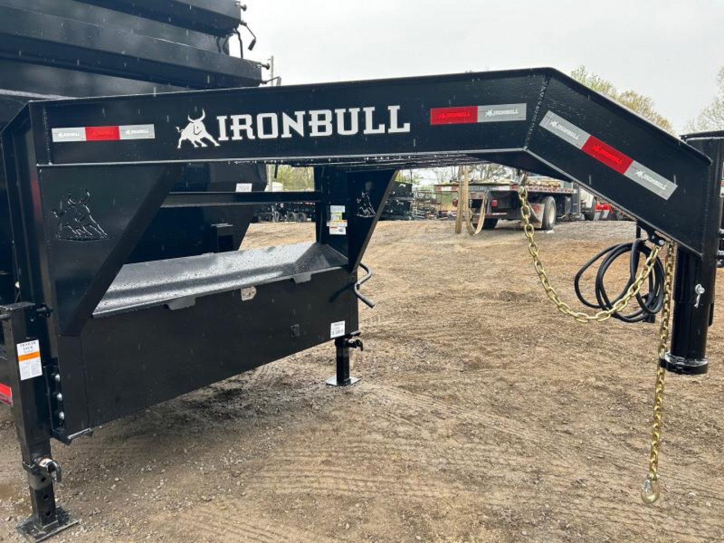 New 2025-Iron-Bull-Trailers-Gooseneck-7×16-16k-8k-Axles-DBG-Roll-Off-Trailer-System-R16K716GI-STACK3