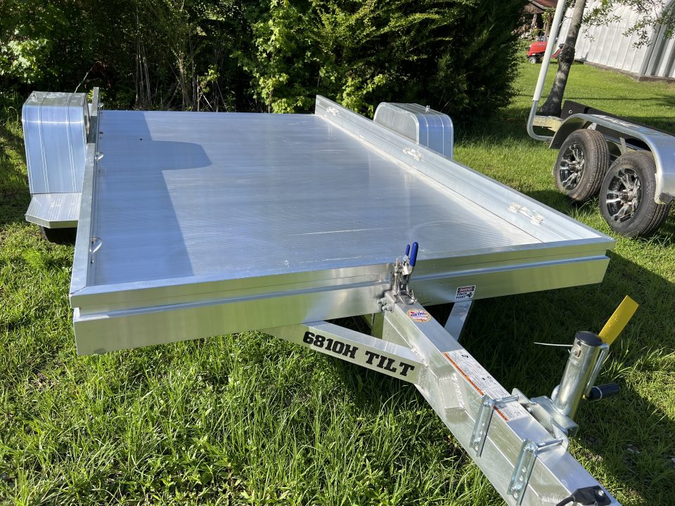 2027 Aluma 6810H