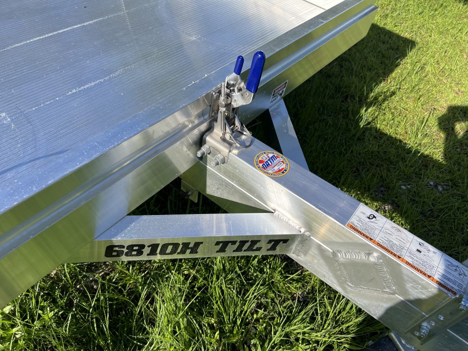2027 Aluma 6810H photo 4