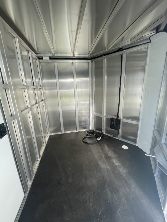 New 2026 Frontier 8 Pen Trailer