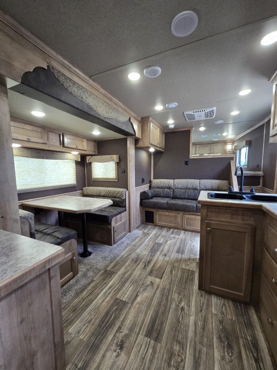 New 2026 Merhow Stampede 5 Horse Sideload Trailer