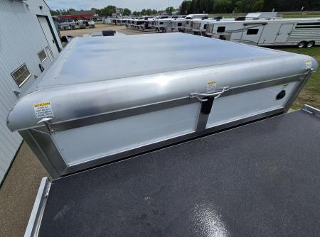 New 2026 Merhow Stampede 5 Horse Sideload Trailer
