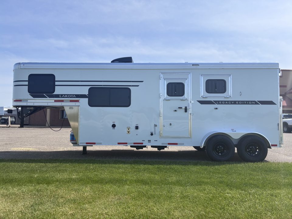 New 2027 Lakota Legacy 2H 7'LQ Horse Trailer