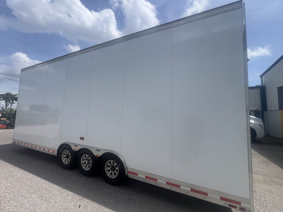 2006 T&E 28' Stacker Trailer photo 6