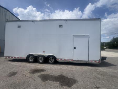 Used 2006 T&E 28' Stacker Trailer