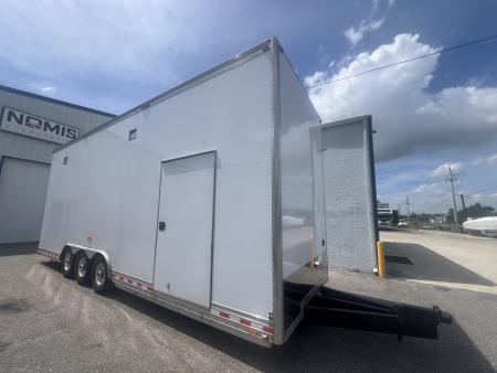 Used 2006 T&E 28' Stacker Trailer