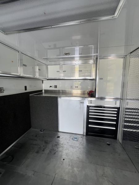 Used 2006 T&E 28' Stacker Trailer