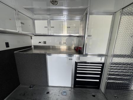 Used 2006 T&E 28' Stacker Trailer