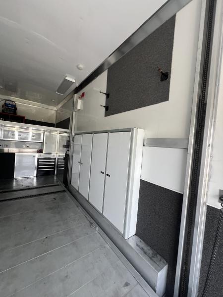 Used 2006 T&E 28' Stacker Trailer