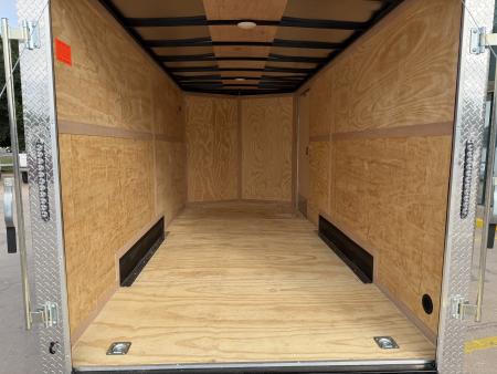 New #056400 2027 FOREST RIVER TA3 7 X 16 TANDEM AXLE 10K ENCLOSED W/ REAR RAMP DOOR