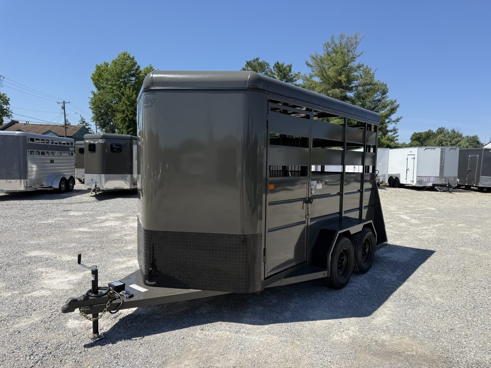 New 2027 Valley Trailers 2 HORSE SLANT COMBO DLX