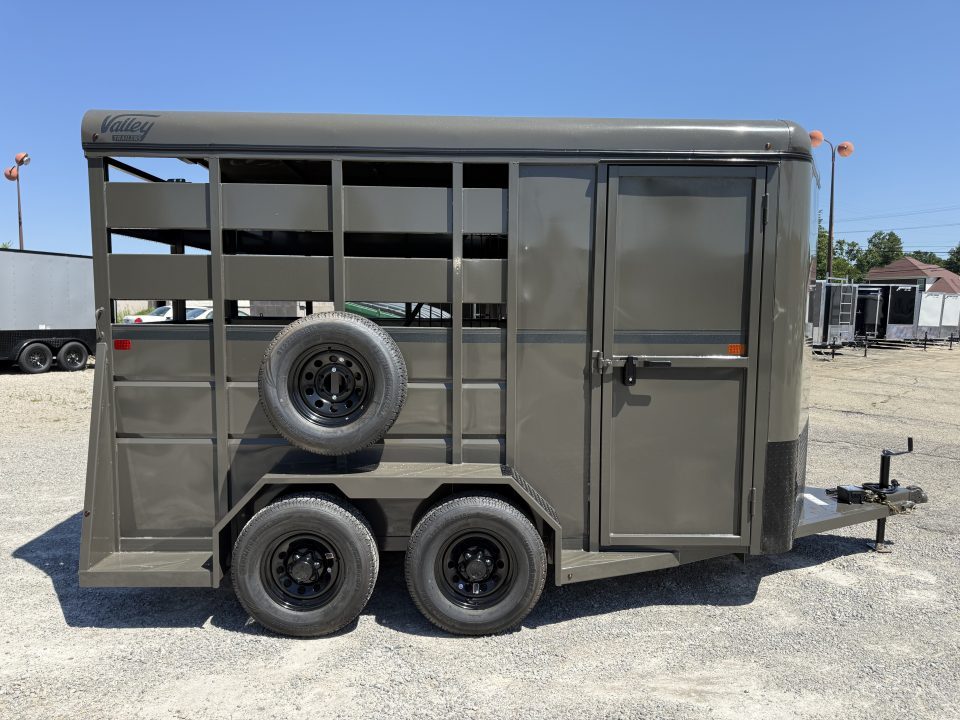 New 2027 Valley Trailers 2 HORSE SLANT COMBO DLX