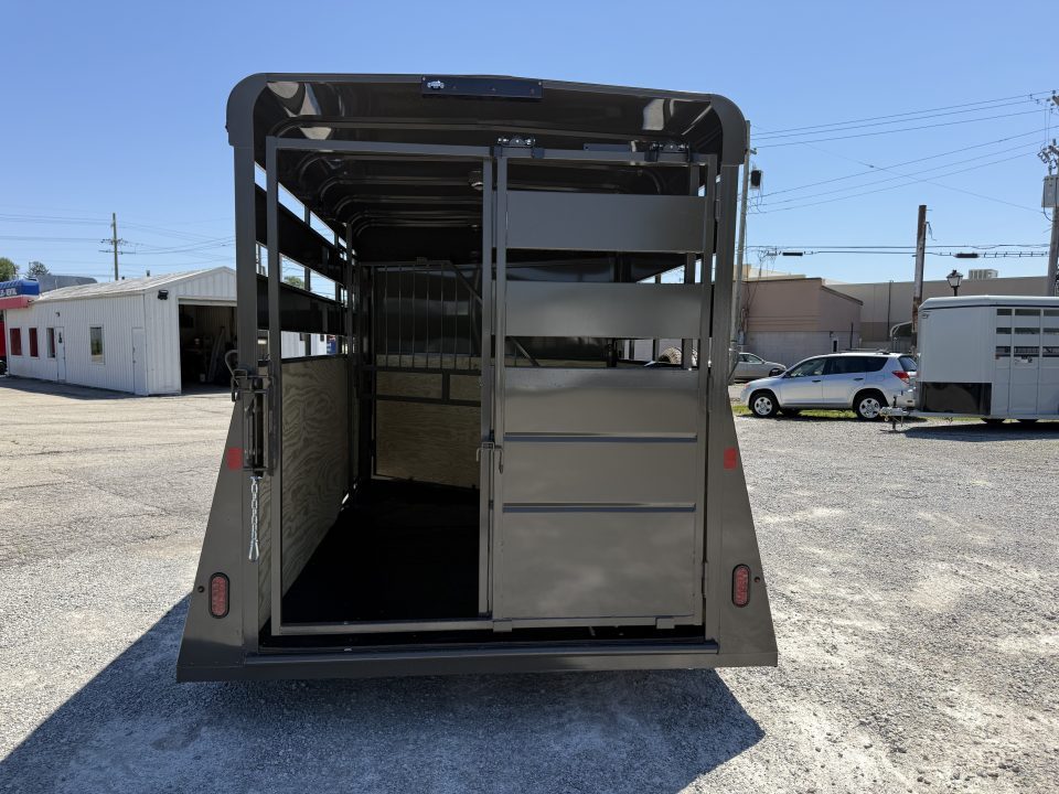 New 2027 Valley Trailers 2 HORSE SLANT COMBO DLX