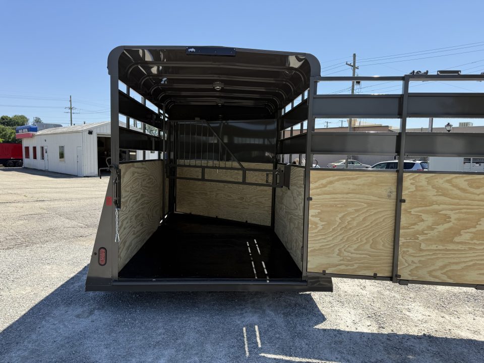 New 2027 Valley Trailers 2 HORSE SLANT COMBO DLX