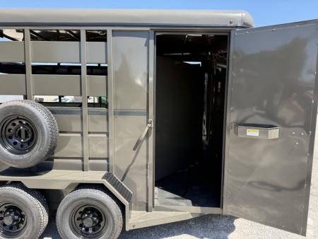 New 2027 Valley Trailers 2 HORSE SLANT COMBO DLX