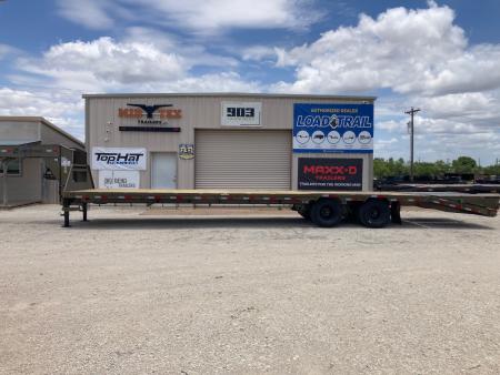 New 2026 Load Trail GP 102  x 36' Tandem Low-Pro Gooseneck w/Under Frame Bridge & Pipe Bridge