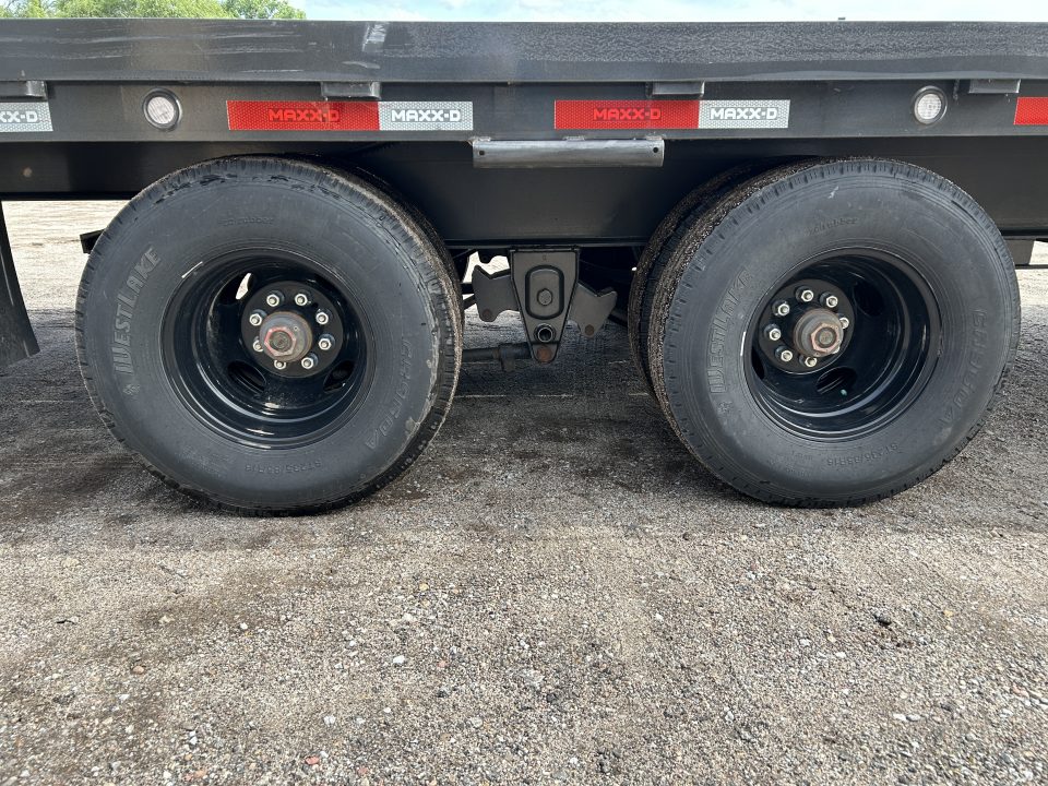Used 2024 MAXX-D TDX 102X40 Flatbed Tilt Trailer
