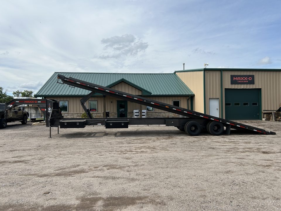 Used 2024 MAXX-D TDX 102X40 Flatbed Tilt Trailer