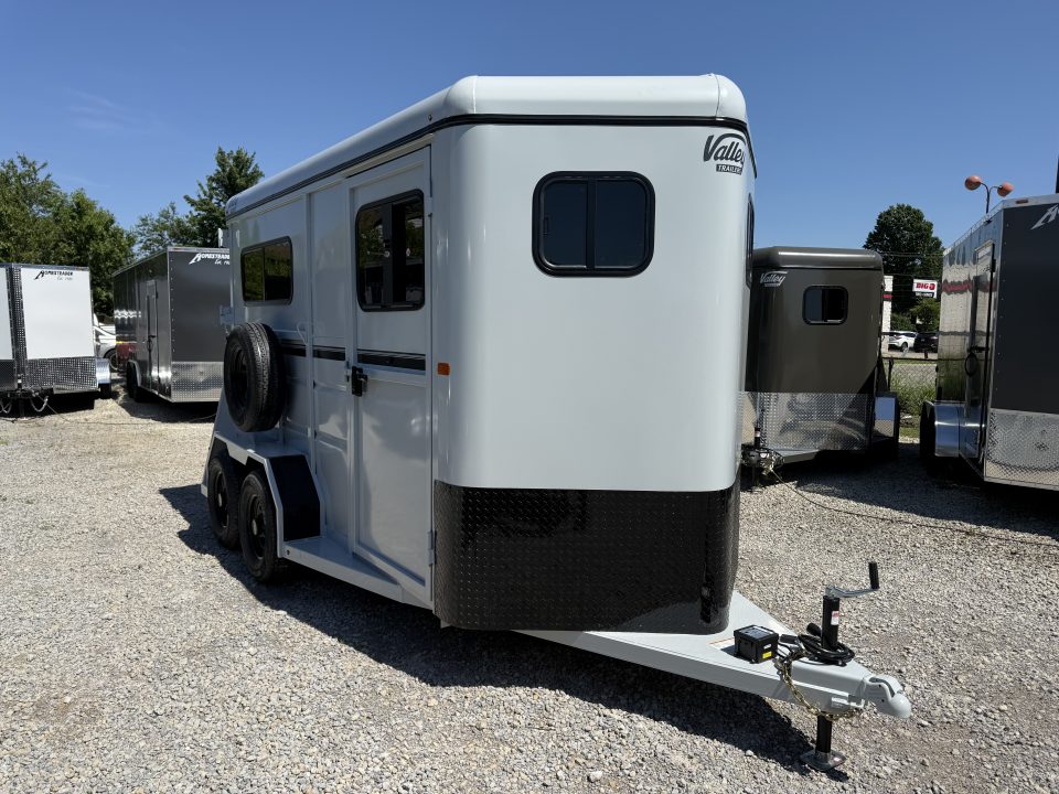 New 2027 Valley Trailers 2 HORSE STRAIGHT LOAD EXTRA TALL