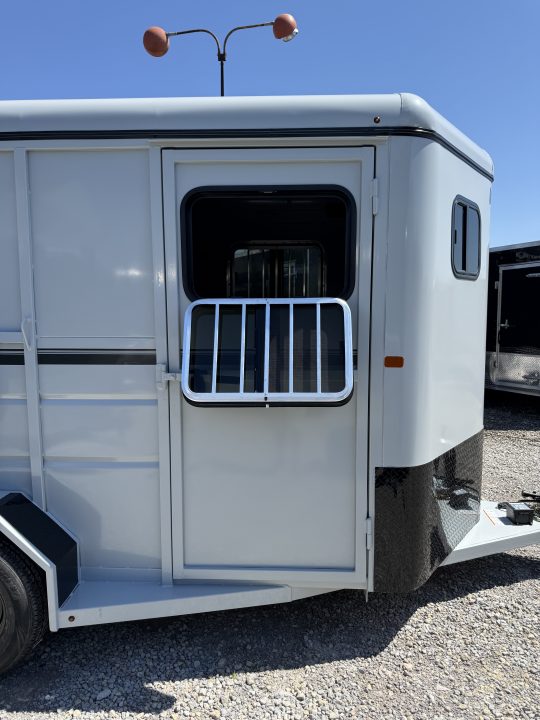 New 2027 Valley Trailers 2 HORSE STRAIGHT LOAD EXTRA TALL