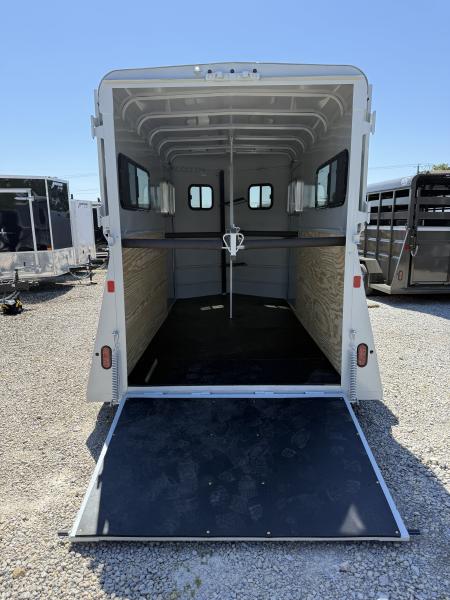 New 2027 Valley Trailers 2 HORSE STRAIGHT LOAD EXTRA TALL