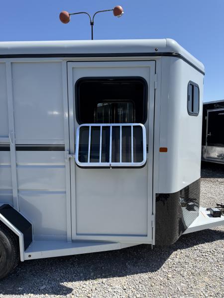 New 2027 Valley Trailers 2 HORSE STRAIGHT LOAD EXTRA TALL
