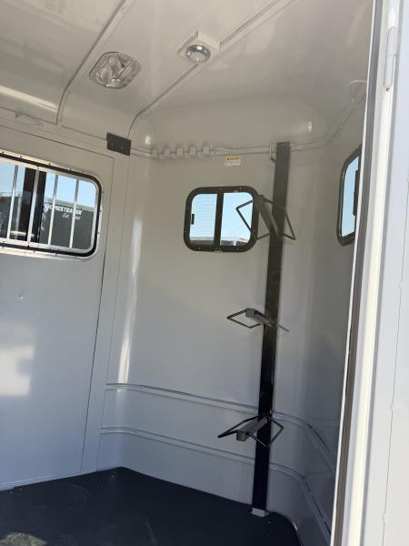 New 2027 Valley Trailers 2 HORSE STRAIGHT LOAD EXTRA TALL