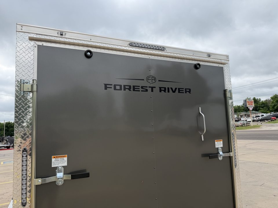 New #056538 2027 FOREST RIVER TA2 7 X 14 TANDEM AXLE 7K ENCLOSED W/ REAR RAMP DOOR