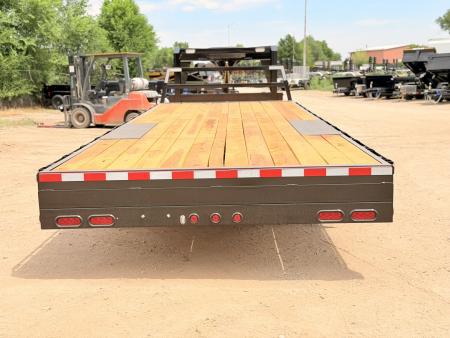 New 2026 Diamond T 8.5-24 Single Wheel Gooseneck Deckover Equipment Hauler W/ 14 PLY Tire Upgrade 15K GVWR