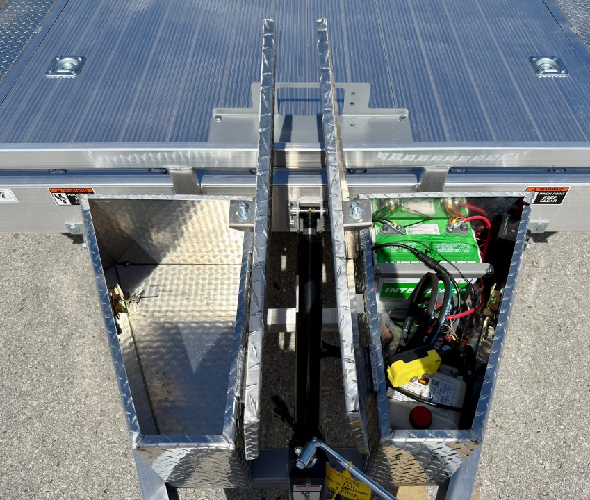 New 2026 H&H Trailers 82x18 10K Speed Loader Car Hauler