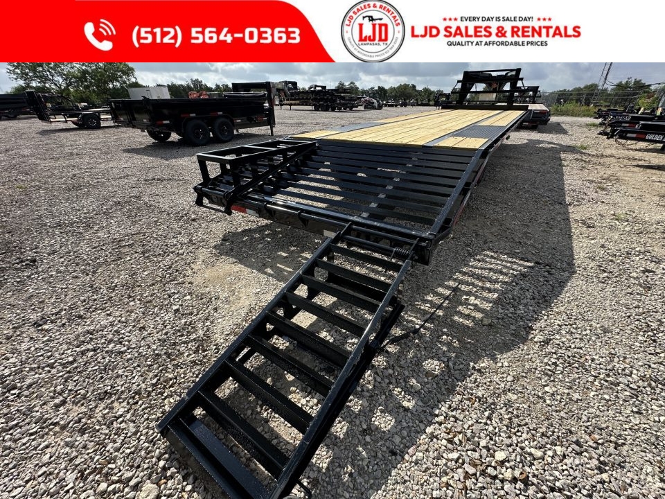 New 2026 Texas Pride - 102" X 30' Gooseneck Deckover Trailer - 16K GVWR