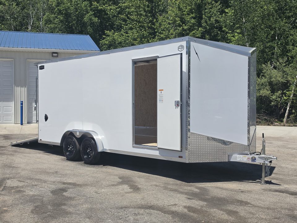 New 7.5 X 20 CARGO ENCLOSED ALL ALUMINUM REAR RAMP DOOR 2027 LIGHTNING TANDEM AXLE