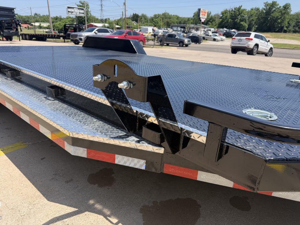 New #008362 2026 LOAD TRAIL CZ 22 X 83 TANDEM AXLE 10K STEEL FLOOR CAR HAULER W/ ALUMINUM TRIM PACKAGE